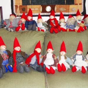 Tonttu (Finnish dolls)